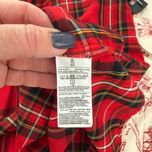 Old Navy Red Tartan Maxi Skirt, XL - Picture 4 of 7